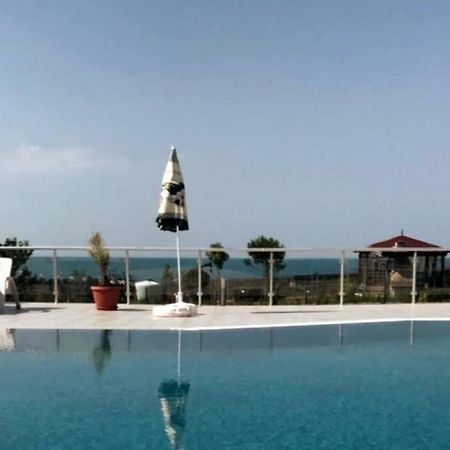Seaview Dreamy Apartment With A Pool And Garden ซิเนโมเร็ท ภายนอก รูปภาพ